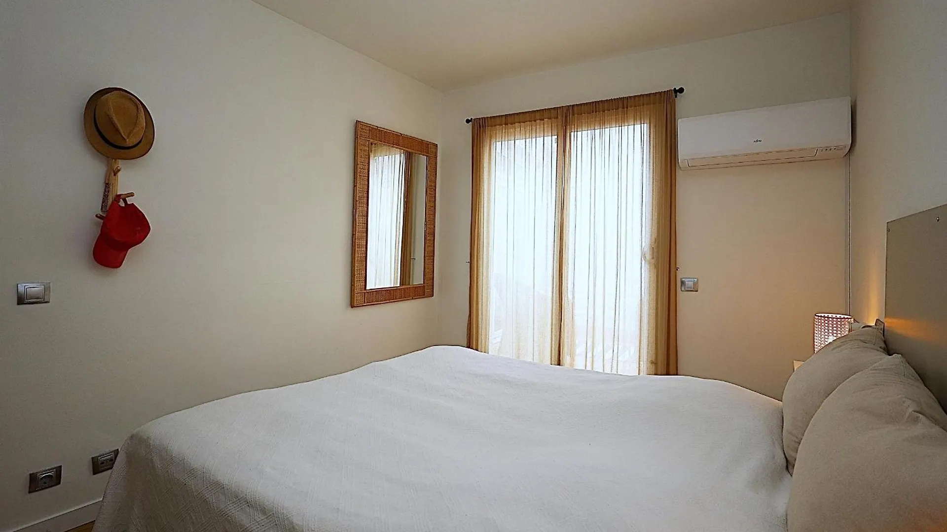 Apartamento Nis 료렛 드 마르 0*,